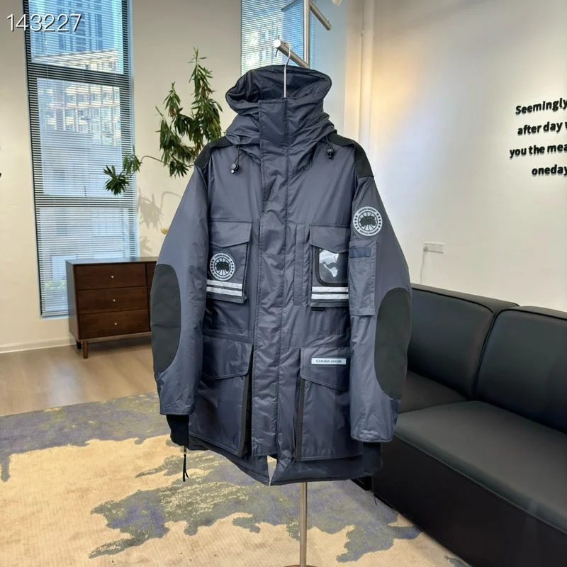 Canada Goose S-2XL 26yr55 (9)